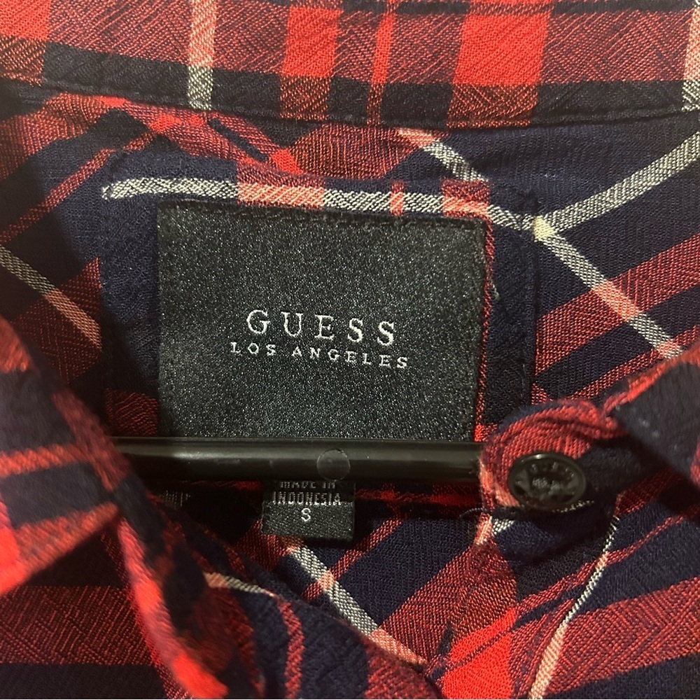 Guess Los Angeles Women’s Plaid Button-Up Shirt Red Navy lightweight Size S - Picture 4 of 6